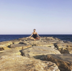 24 25 26 aprile WEEK END YOGA E MASSAGGI AYURVEDICI